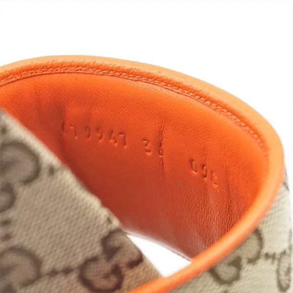 New in Blemished Box Women's The North Face x Gucci Beige & Orange Slides US 6 - Picture 11 of 16